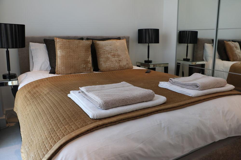 City Courtyard Apartments & Penthouse Лондон Экстерьер фото